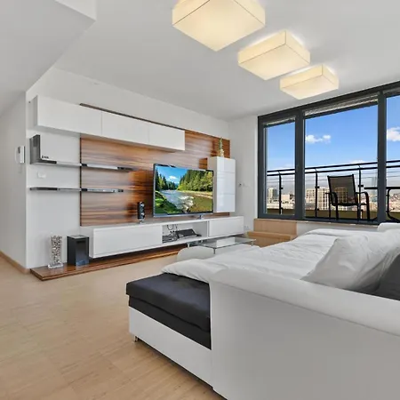 Lägenhet Sky In - With 2 Parking Places