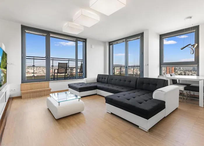 Sky In - With 2 Parking Places