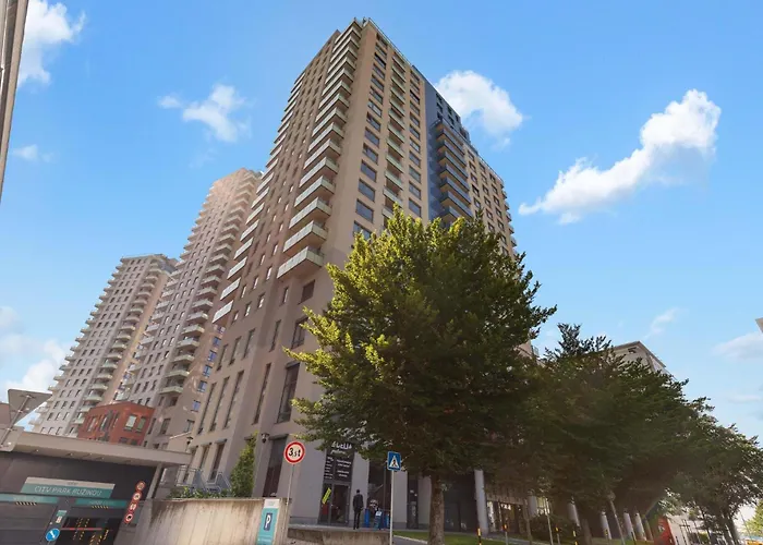 Sky In - With 2 Parking Places Bratysława